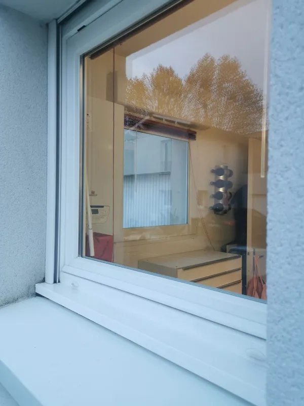 Nettoyage de vitres — maison pavillonnaire après intervention, sans traces ni coulures — Saint-Médard-en-Jalles